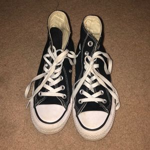 Hightop black converse